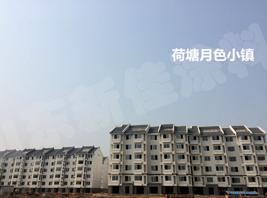 荷塘月色小鎮(zhèn)_副本.jpg 荷塘月色小鎮(zhèn)_副本.jpg